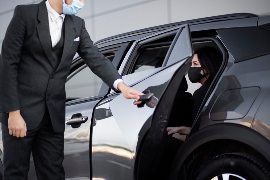 Red Carpet Treatment: When a Limo Service in Los Angeles Makes Sense